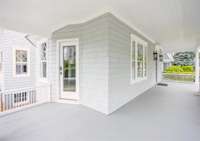 Photo 4 of Sale Pending at 131 Ostrander Ave, Riverhead, NY 11901 | MLS# 879180 | Listing updated on 2025-08-05