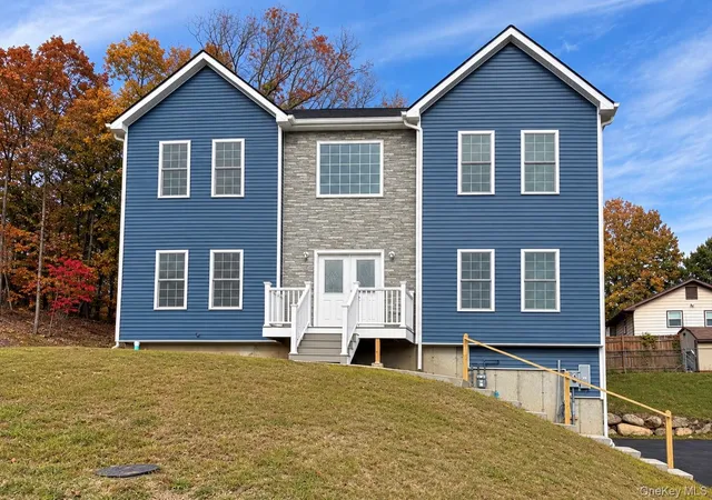 Single family home for sale at 14 Vargas (aka 70 Jessup Ln) Cir, Stony Point, NY 10980 | MLS# 879261