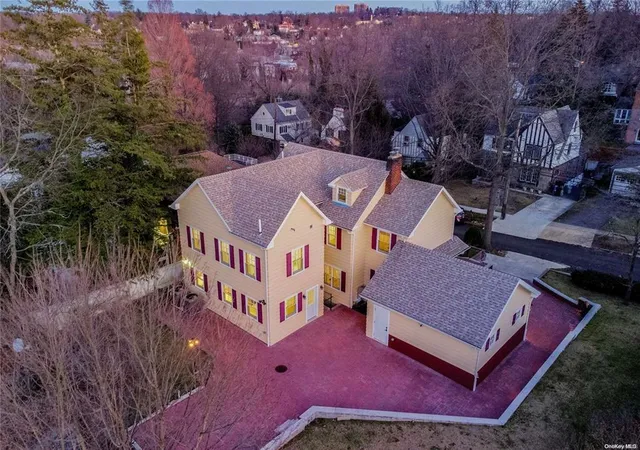 Photo 2 of Sale Pending at 351 Hollywood Ave, Little Neck, NY 11363 | MLS# 880067 | Listing updated on 2026-02-19