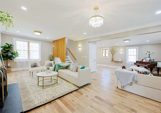 Photo 4 of Sale Pending at 351 Hollywood Ave, Little Neck, NY 11363 | MLS# 880067 | Listing updated on 2026-02-19