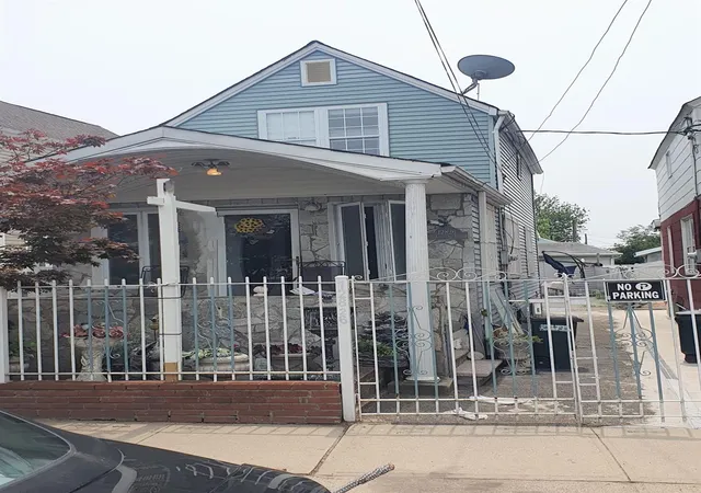 2nd image of 12826 Gotham Rd, South Ozone Park, NY 11420 | MLS# 880276