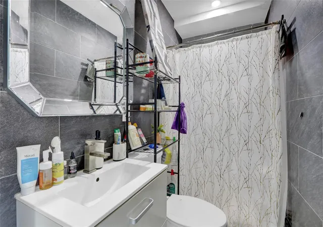 5th image of 14431 166Th St, Jamaica, NY 11434 | MLS# 881949