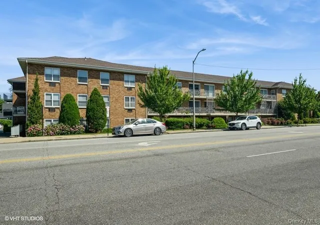1st image of 90 S Park Ave, Hempstead, NY 11550