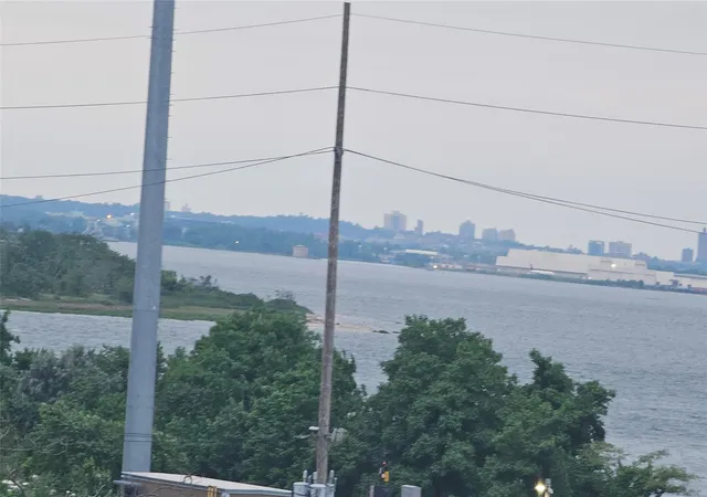 2nd image of 260 Beach 81St St #6K, Rockaway Beach, NY 11693 | MLS# 883059