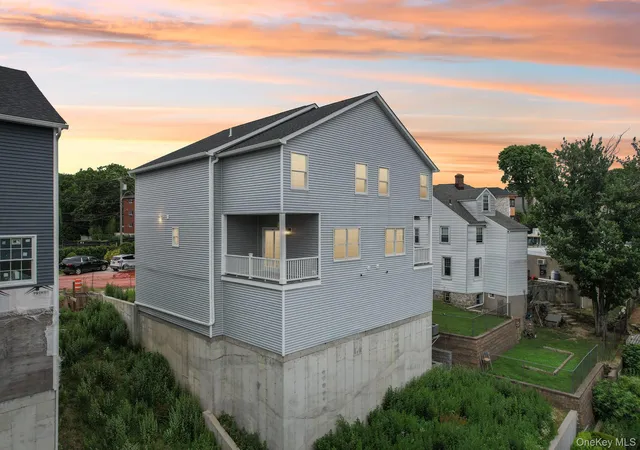 2nd image of 90 University Ave, Yonkers, NY 10704 | MLS# 883569