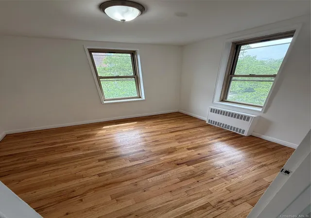 2nd image of 67 25 Clyde St #5D, Forest Hills, NY 11375 | MLS# 883649