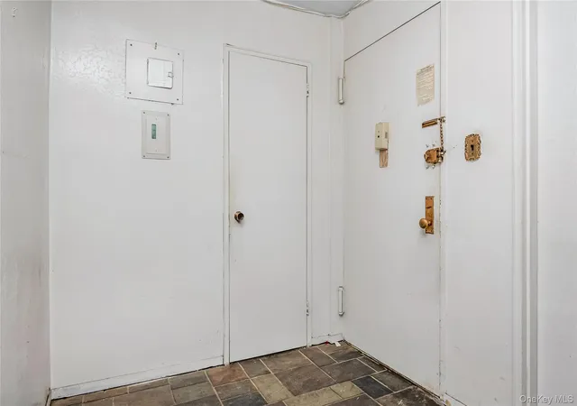 2nd image of 92 31 57th Ave #2J, Elmhurst, NY 11373 | MLS# 883969
