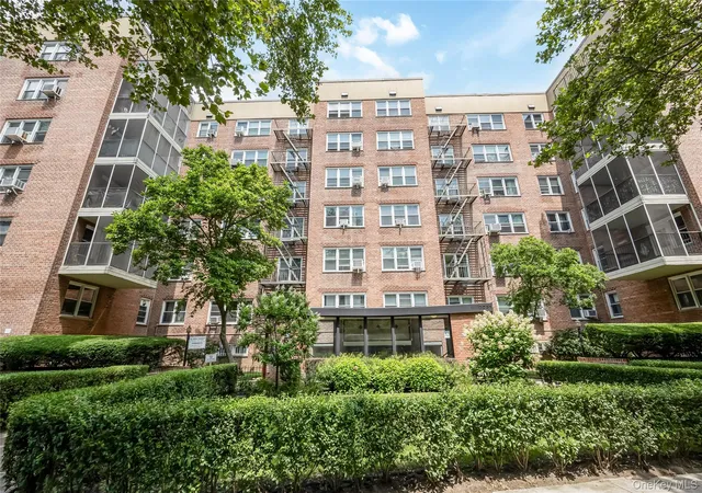 2nd image of 92-31 57Th Ave, Elmhurst, NY 11373