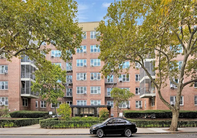 33rd image of 92 31 57th Ave #2J, Elmhurst, NY 11373 | MLS# 883969