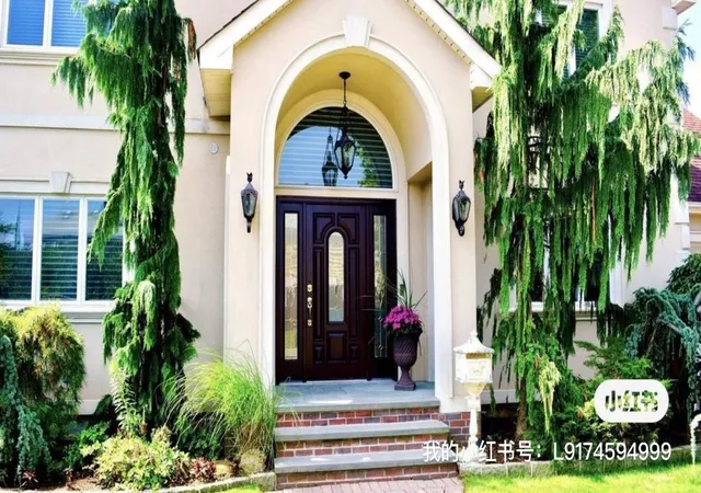 Photo 2 of Sale Pending at 16366 23rd Avenue, Whitestone, NY 11357 | MLS# 884034 | Listing updated on 2025-08-15