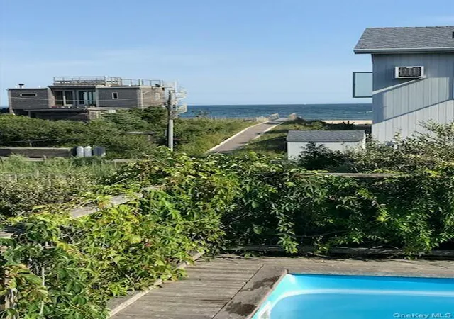 Photo 2 of Single family home for sale at 445 Sail Walk, Sayville, NY 11782 | MLS# 884228 | Listing updated on 2026-06-17