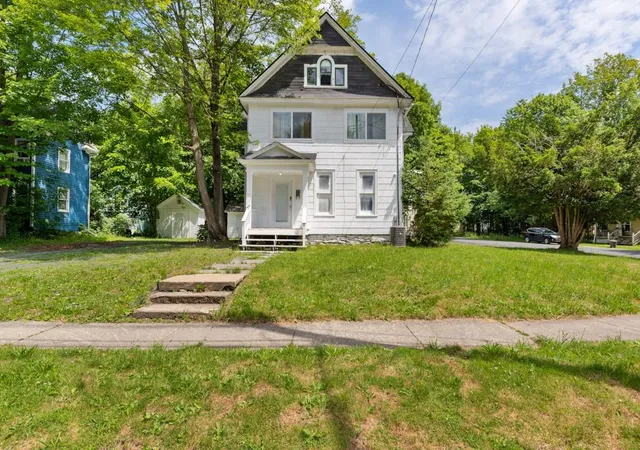 Photo 1 of Single family home for sale at 27 Prince St, Monticello, NY 12701 | MLS# 884297 | Listing updated on 2025-09-08