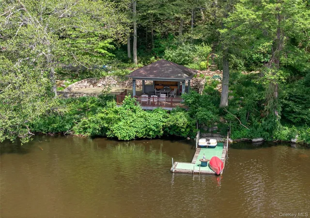 4th image of 6 Old Cranberry Rd, Sloatsburg, NY 10974 | MLS# 884390