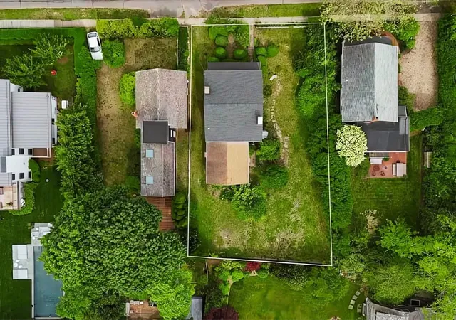 3rd image of 352 Main St, Sag Harbor, NY 11963 | MLS# 884422