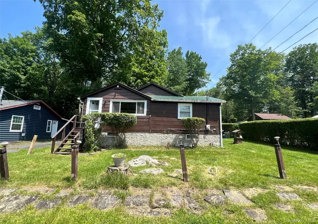 Photo 1 of Single family home for sale at 71 Keller Ave, White Lake, NY 12786 | MLS# 885515 | Listing updated on 2026-02-08