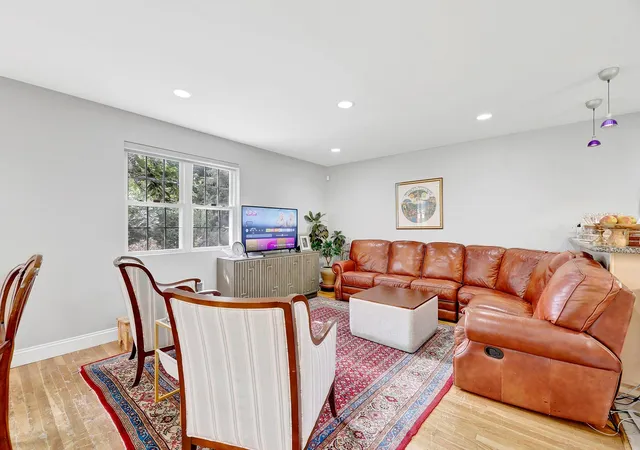 4th image of 97 Burnham Ave, North Hempstead, NY 11577 | MLS# 886011