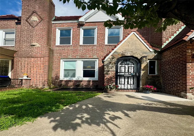 14th image of 17955 Anderson Rd, Jamaica, NY 11434 | MLS# 886535