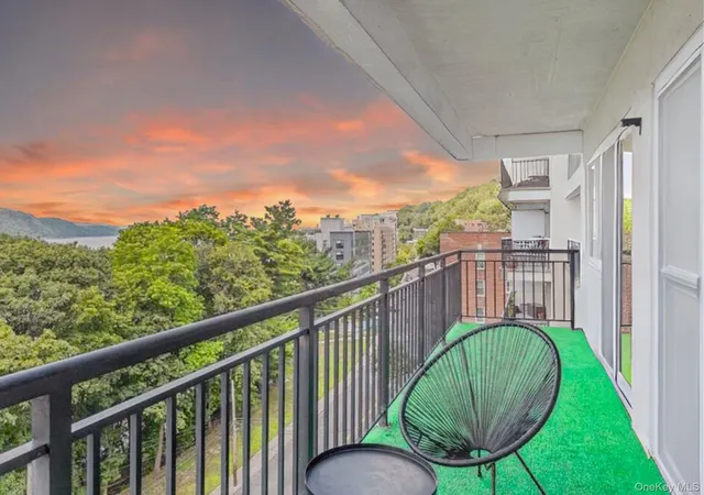 35th image of 1020 Warburton Ave #9C, Yonkers, NY 10701 | MLS# 886977