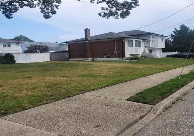 4th image of 5 Sportsmans Ave, Hempstead, NY 11520 | MLS# 887192