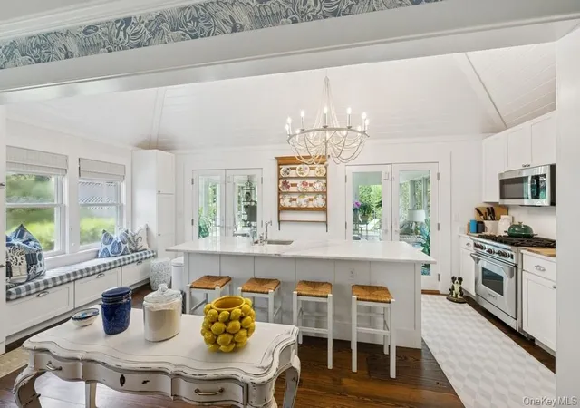 Photo 2 of Single family home for sale at 163 Halsey St, Southampton, NY 11968 | MLS# 887220 | Listing updated on 2026-08-02