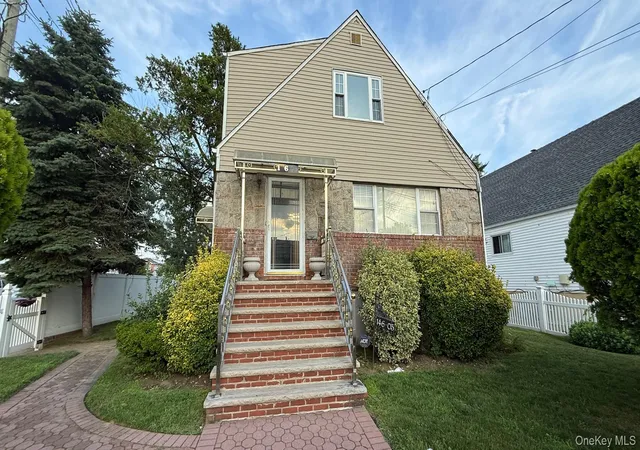 2nd image of 14605 227th St, Springfield Gardens, NY 11413 | MLS# 887398