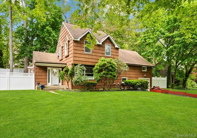 2nd image of 18 Nursery Rd, Huntington, NY 11743 | MLS# 887619