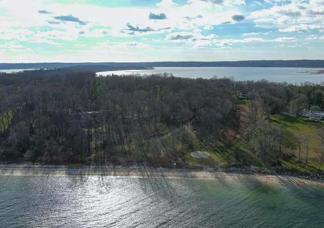 2nd image of 145 Centre Island Rd, Oyster Bay, NY 11771 | MLS# 887894