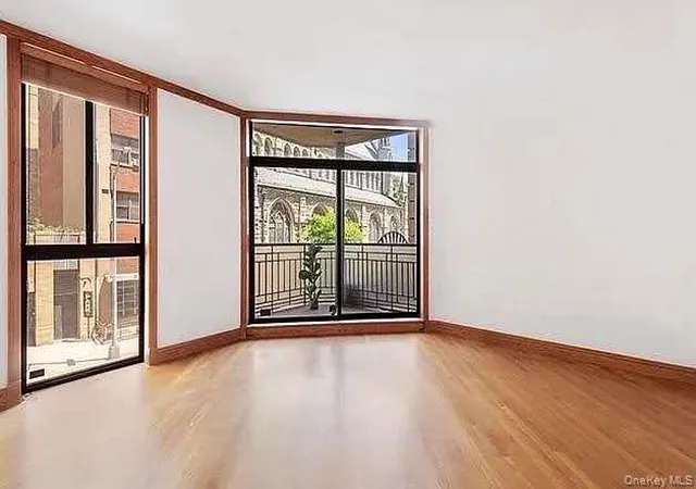 Photo 3 of Condo for sale at 8 W 65Th St #5A, New York, NY 10023 | MLS# 887910 | Listing updated on 2026-01-29