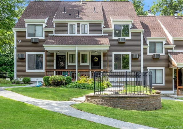 Photo 1 of Condominium at 9 Heritage Dr #B, Harriman, NY 10926 | MLS# 888091 | | Sold on 2025-12-29