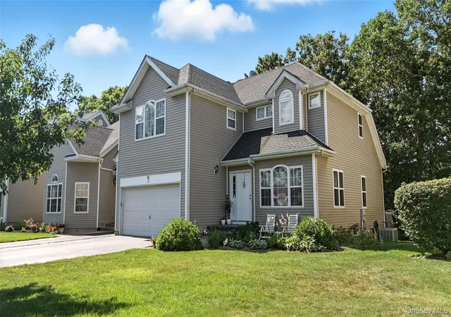 1st image of 33 Sunflower Ridge Rd, South Setauket, NY 11720 | MLS# 888334