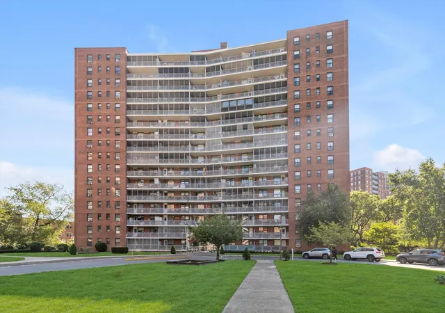 1st image of 61 45 98 St #11G, Rego Park, NY 11374 | MLS# 888401