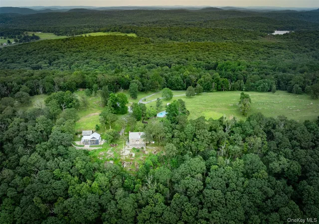 50th image of 401 Woodmont Rd, East Fishkill, NY 12533 | MLS# 888909