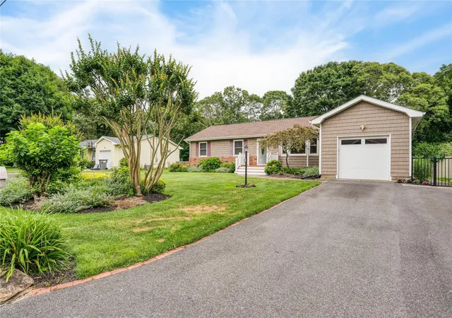 Photo 1 of Sale Pending at 7 Russell Rd, Hampton Bays, NY 11946 | MLS# 890363 | Listing updated on 2025-09-05