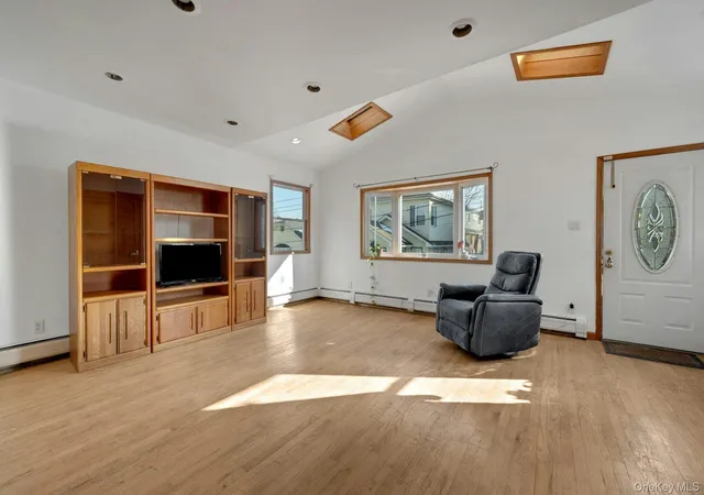 Photo 1 of House for sale at 74 Aster Pl #74, New York, NY 10465 | MLS# 890819 | Listing updated on 2026-09-02