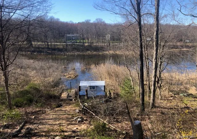 Photo 3 of Single family home for sale at 35 Lake Claire Dr, Middletown, NY 10940 | MLS# 891226 | Listing updated on 2026-10-05