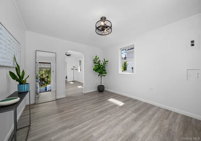 Photo 4 of Sale Pending at 32 Tier St, Bronx, NY 10464 | MLS# 891338 | Listing updated on 2025-12-30