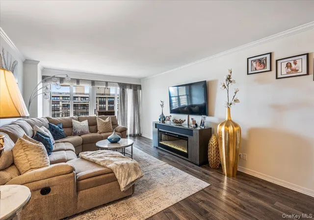 4th image of 17-85 215 St #16J, Bayside, NY 11360 | MLS# 891979