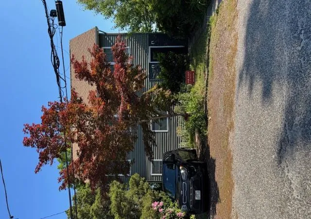 3rd image of 5 Franklin Rd, Sound Beach, NY 11789 | MLS# 892467