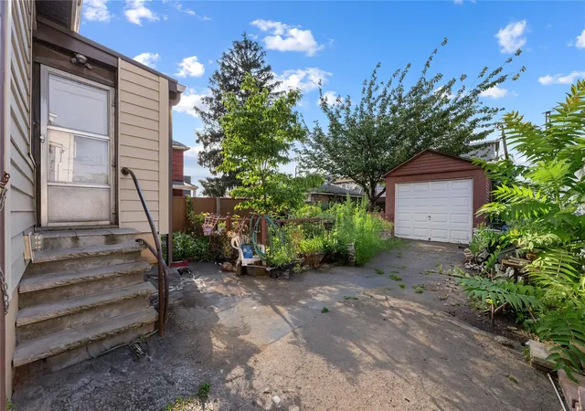 3rd image of 2121 Quimby Ave, New York, NY 10473 | MLS# 892475