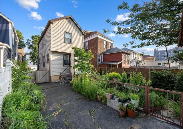 4th image of 2121 Quimby Ave, New York, NY 10473 | MLS# 892475