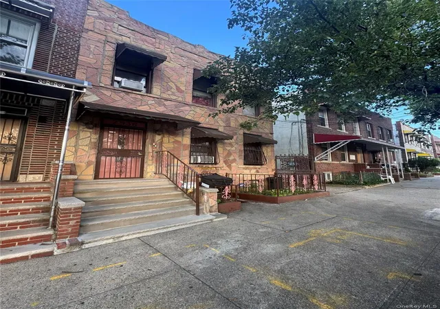 Photo 1 of Sale Pending at 2936 Hone Ave, Bronx, NY 10469 | MLS# 892551 | Listing updated on 2026-07-13