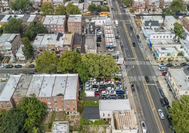 4th image of 8317 Flatlands Ave, New York, NY 11236 | MLS# 893094