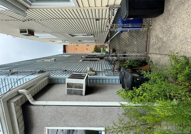 3rd image of 61-51 Borden Ave, Maspeth, NY 11378 | MLS# 893240