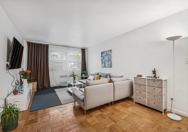 Photo 3 of Condo for sale at 7502 Austin St #1L, Forest Hills, NY 11375 | MLS# 893375 | Listing updated on 2026-10-08