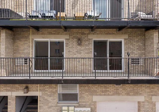 4th image of 10 Pennyfield Ave #8B, Bronx, NY 10465 | MLS# 893627