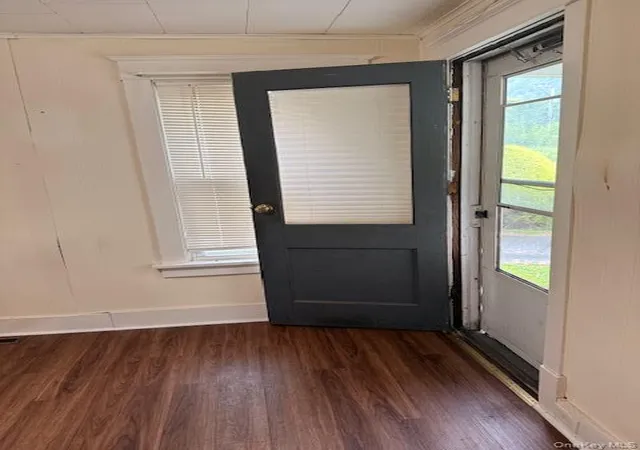 Photo 2 of Single family home for sale at 215 E Front St, Hancock, NY 13783 | MLS# 893664 | Listing updated on 2026-09-03