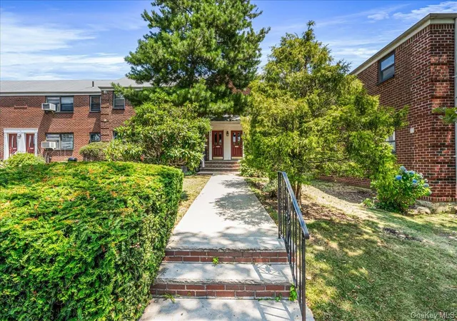 2nd image of 16-37 Utopia Pkwy, Whitestone, NY 11357