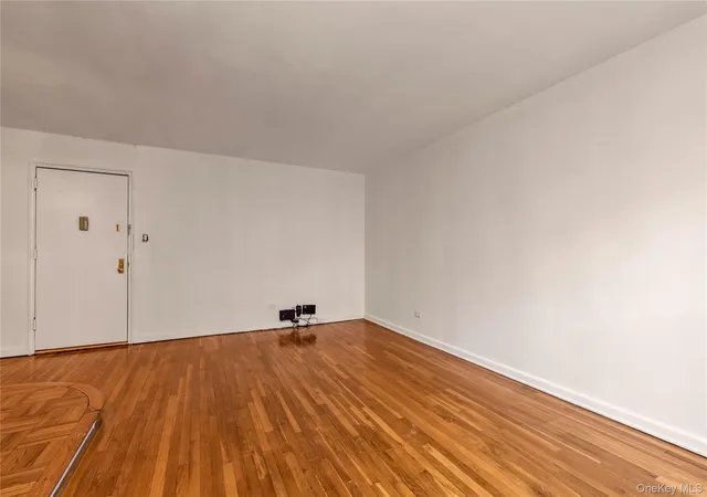 Photo 4 of House for sale at 141-05 Pershing Crescent #210, Jamaica, NY 11435 | MLS# 893756 | Listing updated on 2026-07-28