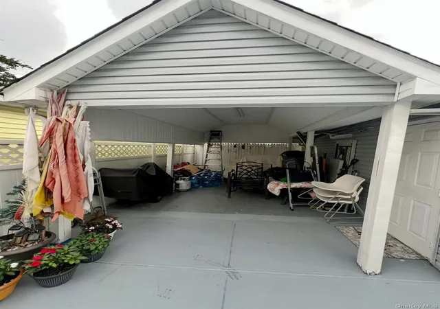 Photo 3 of Sale Pending at 9353 207th Street, Queens Village, NY 11428 | MLS# 893801 | Listing updated on 2025-11-04