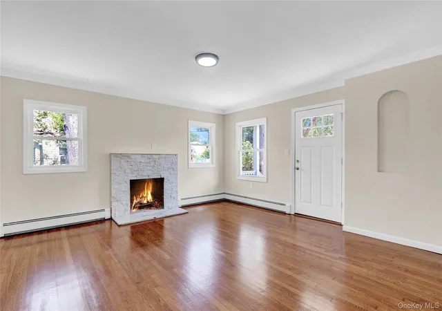 3rd image of 20 Whitman Ave, Islip, NY 11751 | MLS# 893906